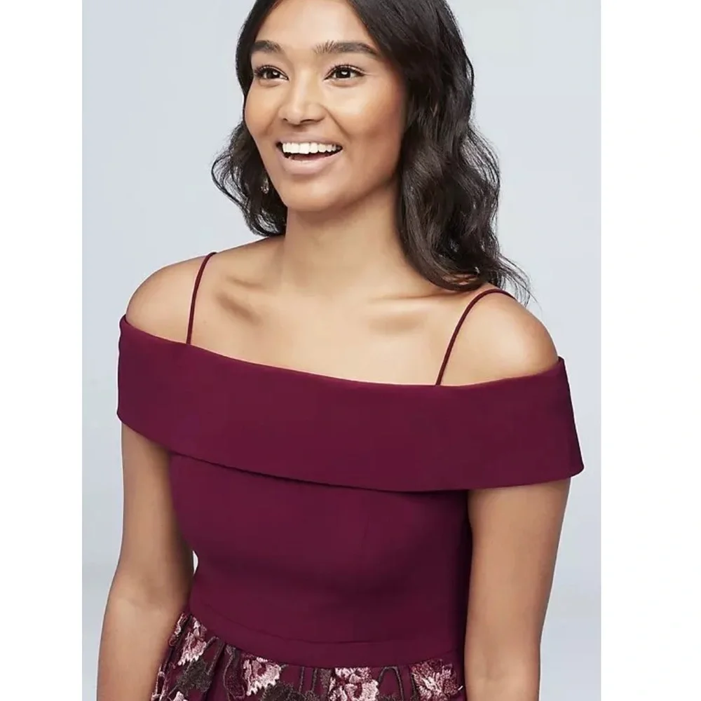 Morgan & Co. Juniors' Embroidered Cold-Shoulder Fit & Flare Dress Pockets Sz 20W - Picture 13 of 14